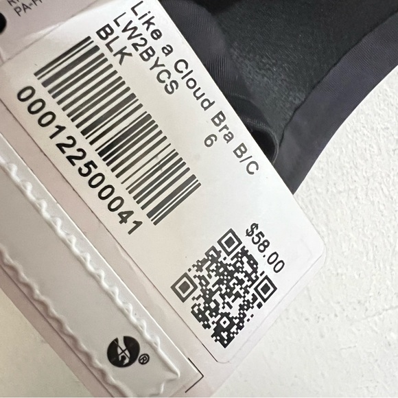 New Lululemon Like A Cloud Bra B/C Cup in Black - Picture 3 of 4